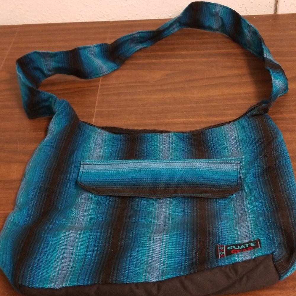 SALE: GUATE GEAR CROSSBODY -NEW